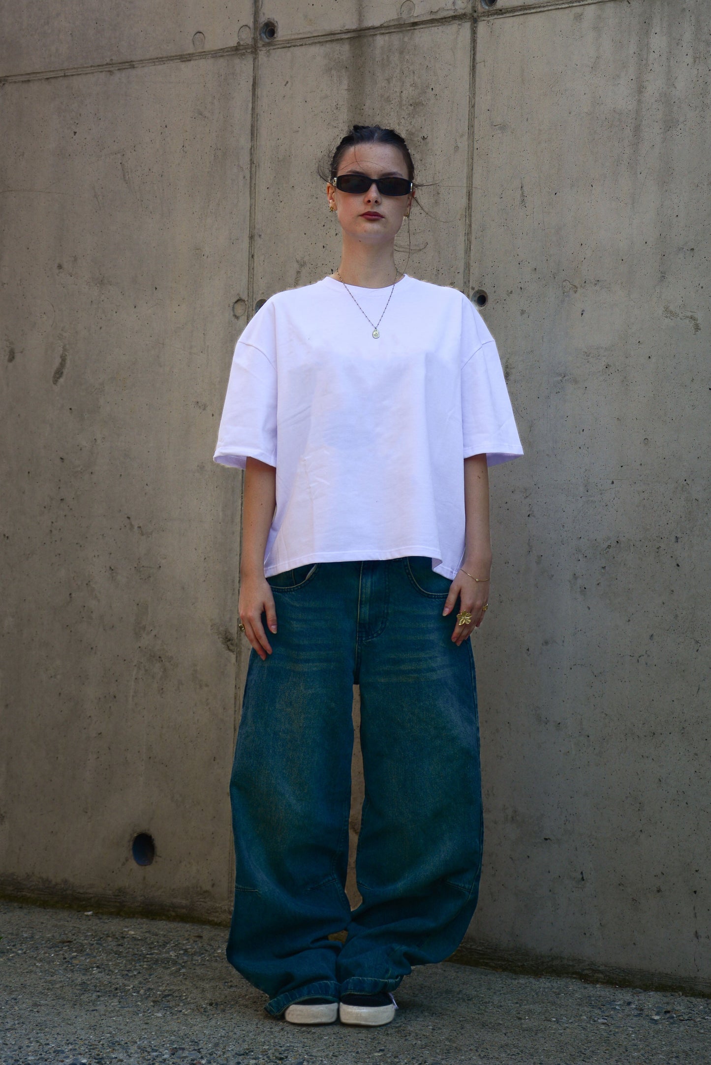 BASIC TEE - white